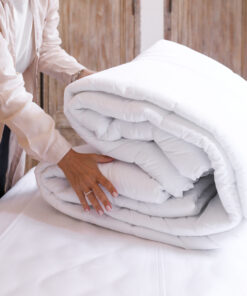 Edredón Guata 150 o 200gr/m2, Forrado de Microfibra, Matelaseado Blanco